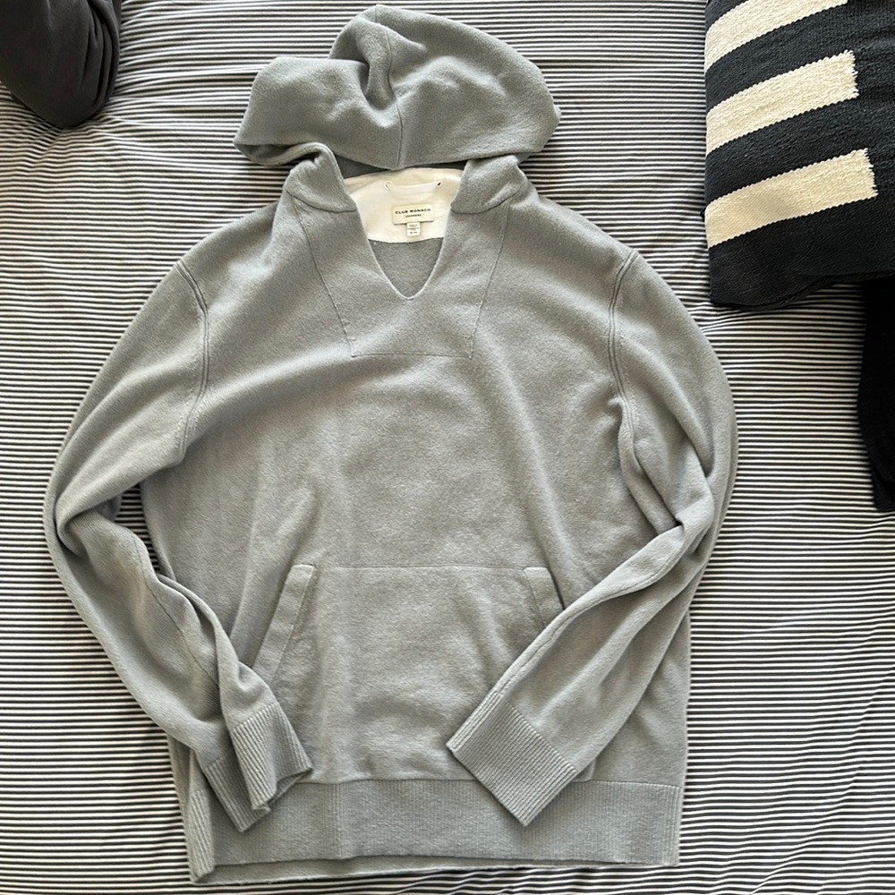 Cashmere sweater